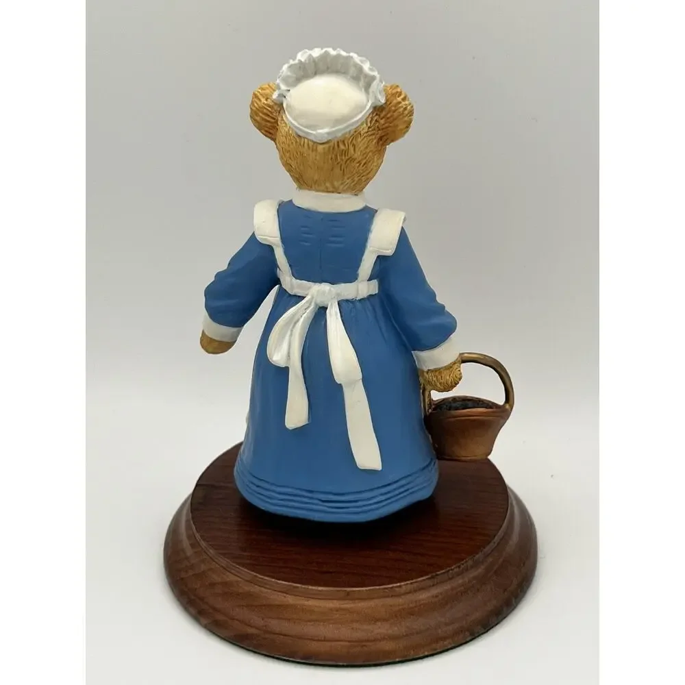 Department 56 Upstairs Downstairs Bears ~Polly The Little Kitchen Maid Figurine